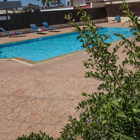 Rent Your Dream Holiday In A Fantastic Location, 1275 *