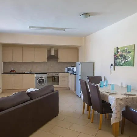Rent Your Dream Holiday In A Fantastic Location, 1275 *