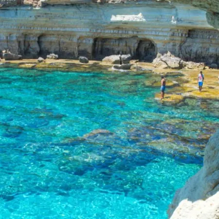 Rent Your Dream Holiday In A Fantastic Location, 1275 Villa