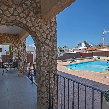 Villa Rent Your Dream Holiday In A Fantastic Location, 1275 *