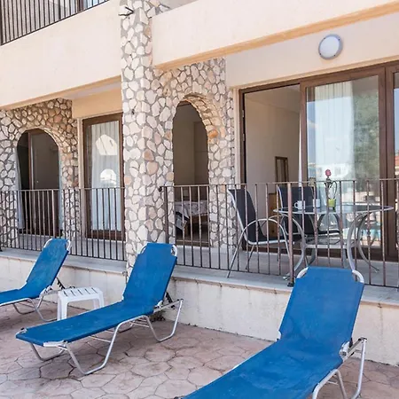 Villa Rent Your Dream Holiday In A Fantastic Location, 1275 Ajía Nápa